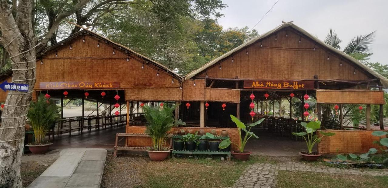 Kdl Lang Noi Tan Lap - Tan Lap Floating Village Moc Hoa Luaran gambar